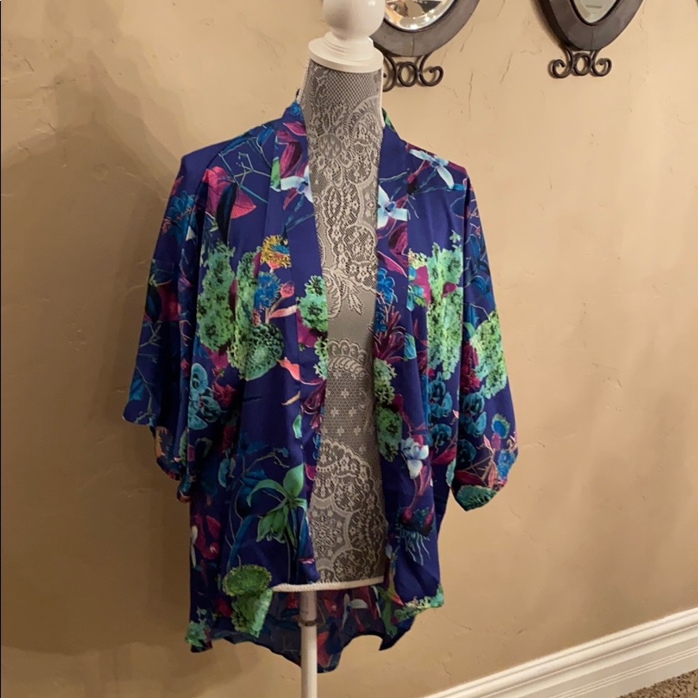 Floral Cardigan, like new